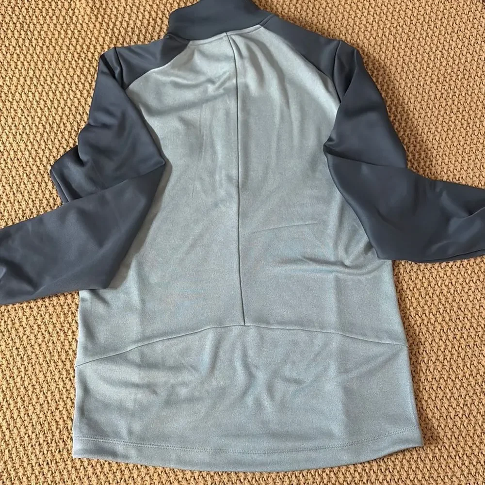 NWT Nike Two-Tone Gray Performance Pullover